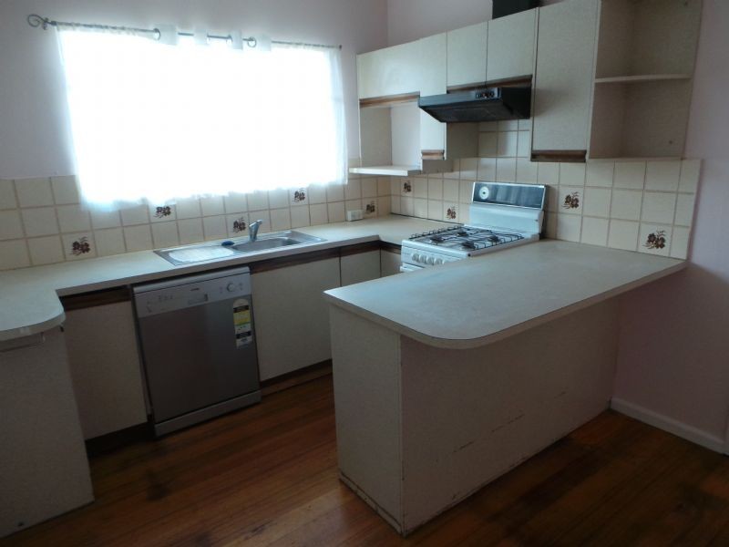 140 Paperbark Street, Doveton VIC 3177