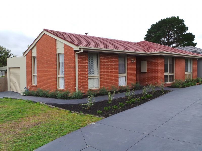 58 Scotsburn Way, Endeavour Hills VIC 3802