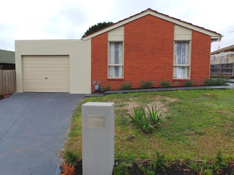 58 Scotsburn Way, Endeavour Hills VIC 3802
