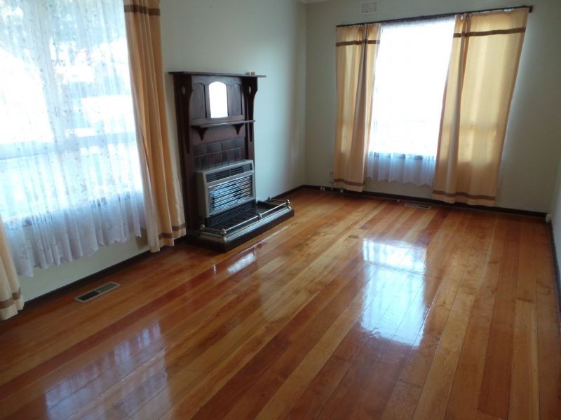 82 Jesson Crescent, Dandenong VIC 3175
