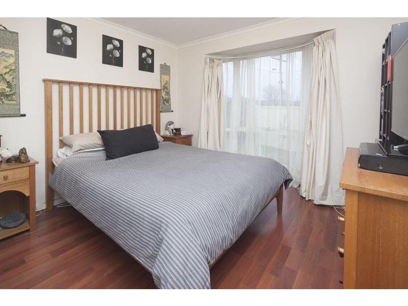 11 Dotterel Close, Doveton VIC 3177