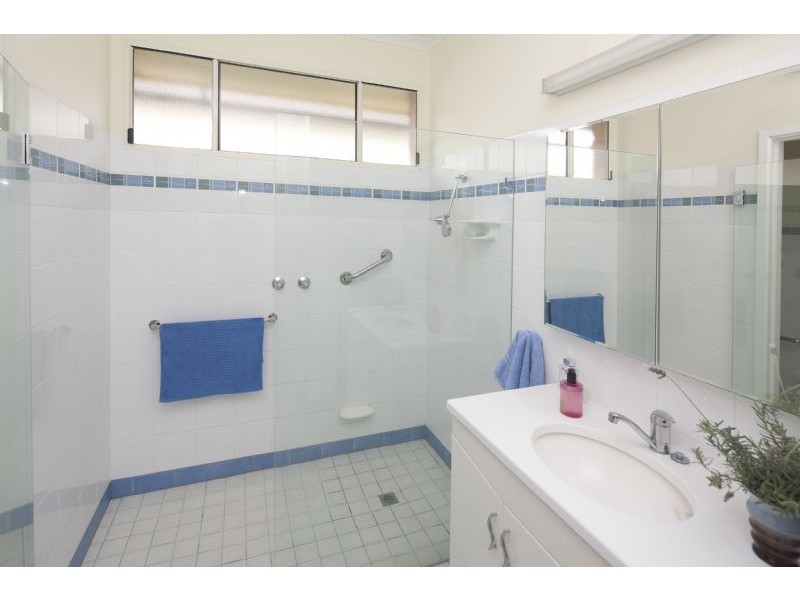 39 Birdwood Avenue, Dandenong VIC 3175