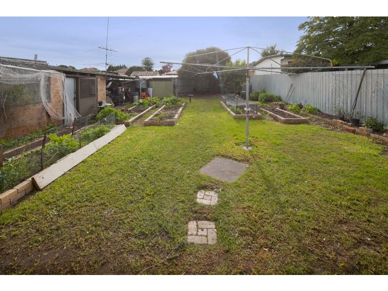 39 Birdwood Avenue, Dandenong VIC 3175