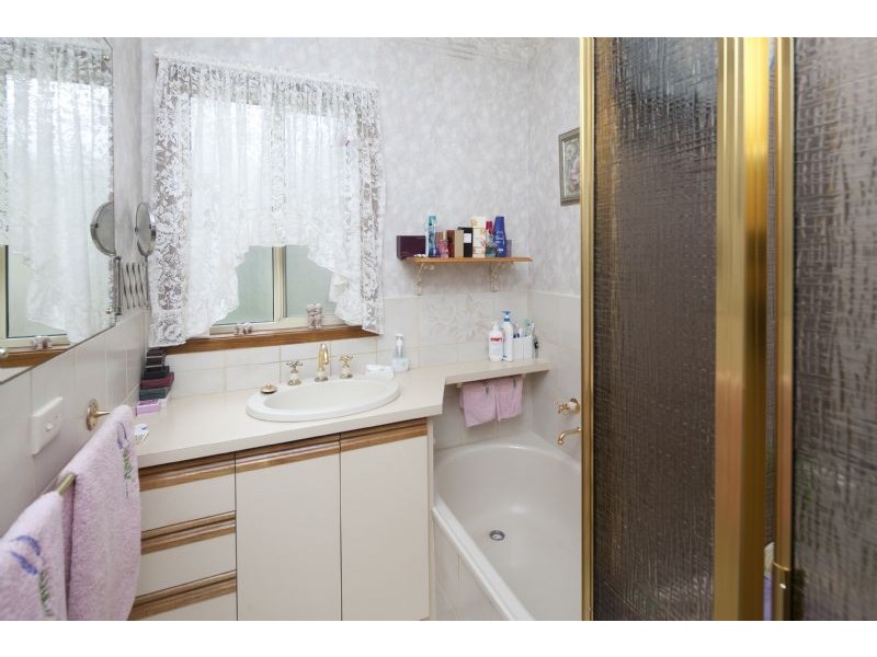 11 Regency Street, Dandenong North VIC 3175