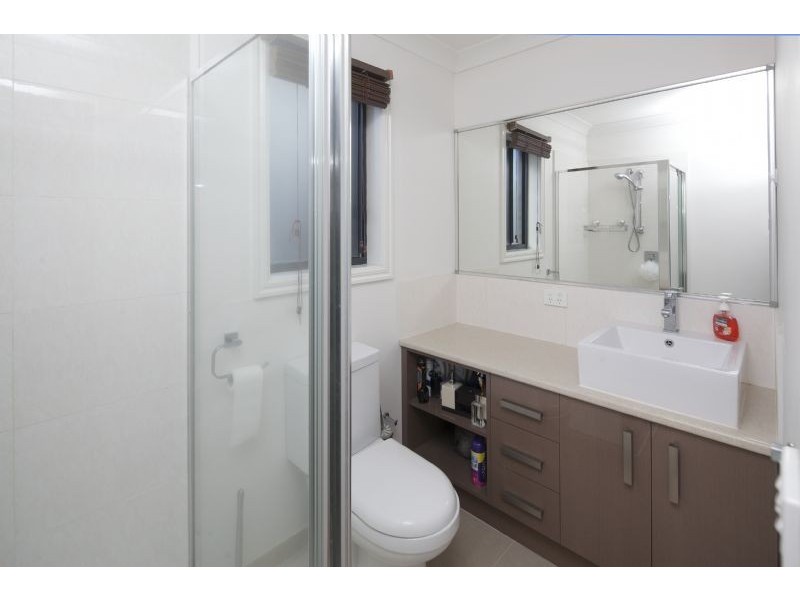 9 Sedgwick Court, Lynbrook VIC 3975