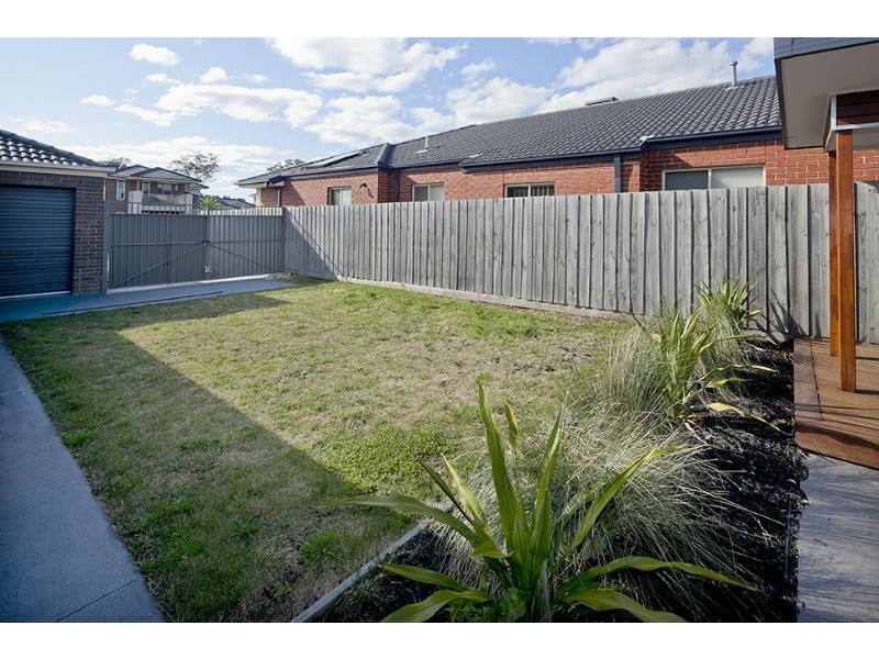 9 Sedgwick Court, Lynbrook VIC 3975