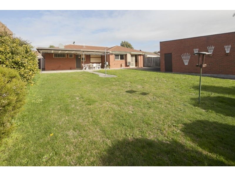 80 Somerset Drive, Dandenong North VIC 3175