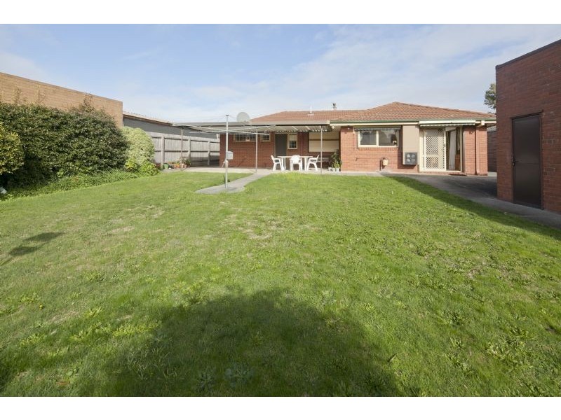 80 Somerset Drive, Dandenong North VIC 3175