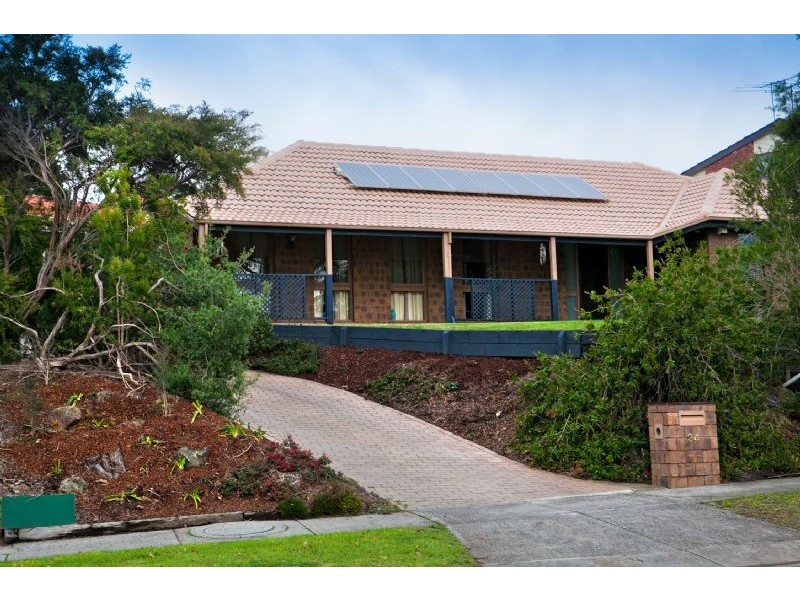 34 William Hovell Drive, Endeavour Hills VIC 3802