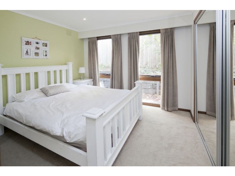 34 William Hovell Drive, Endeavour Hills VIC 3802