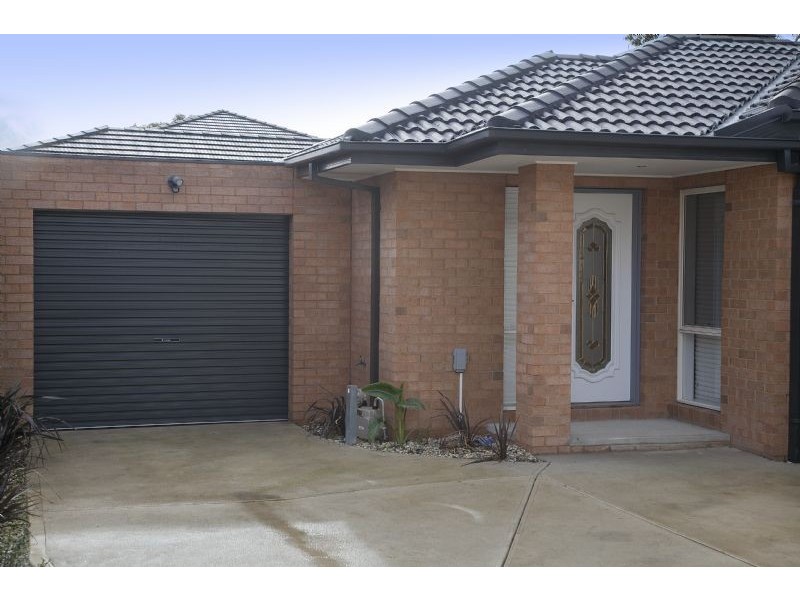 2/13 Bedwell Avenue, Dandenong VIC 3175