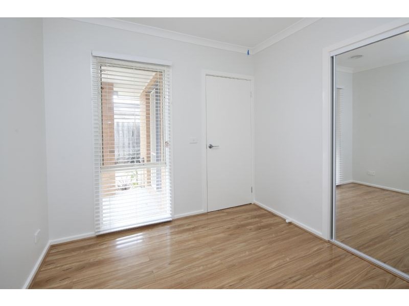 2/13 Bedwell Avenue, Dandenong VIC 3175