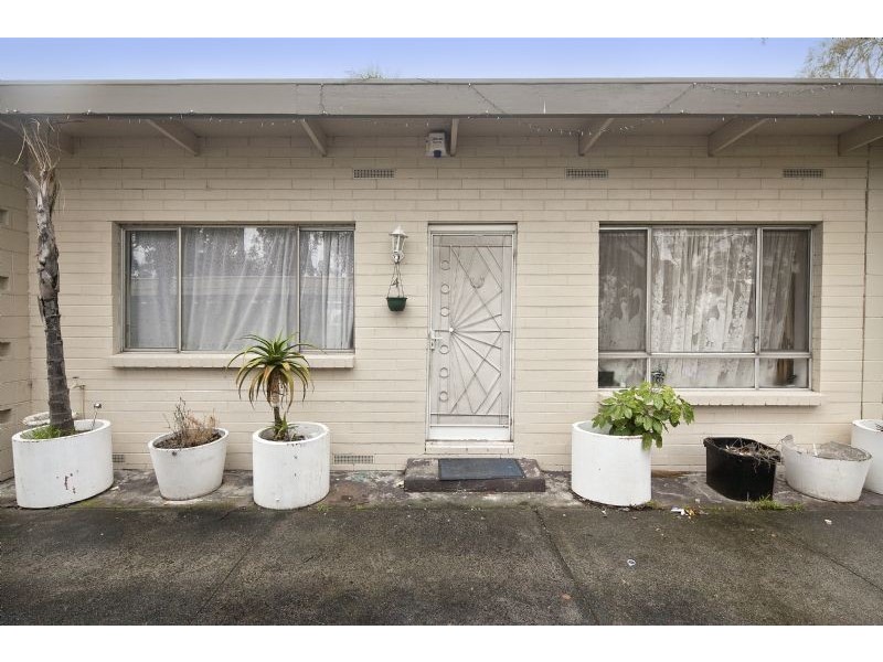 4/99 Cleeland Street, Dandenong VIC 3175