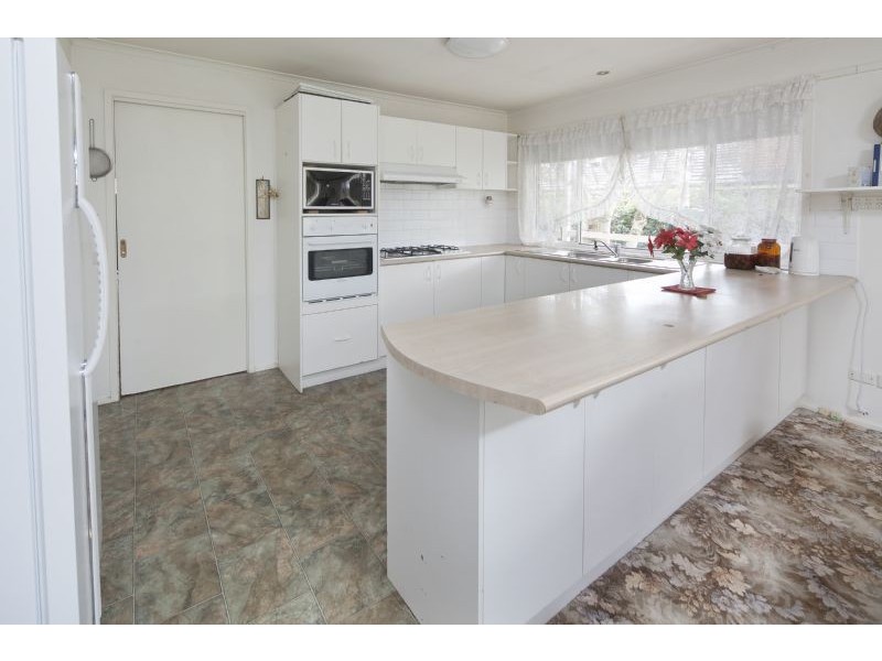 66 Somerset Drive, Dandenong North VIC 3175