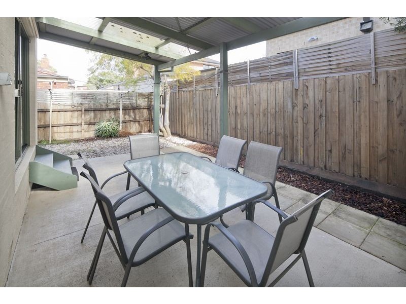 1A Ross Street, Dandenong VIC 3175