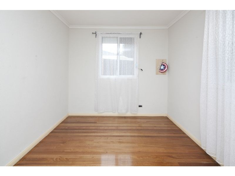 1/28 Liquidamber Street, Doveton VIC 3177