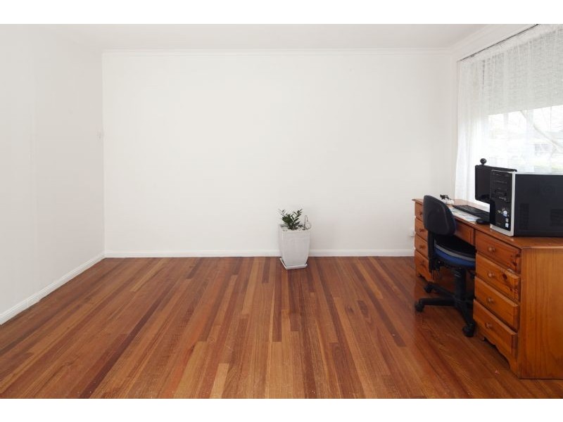 1/28 Liquidamber Street, Doveton VIC 3177