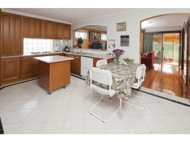 2 Waranga Street, Dandenong North VIC 3175