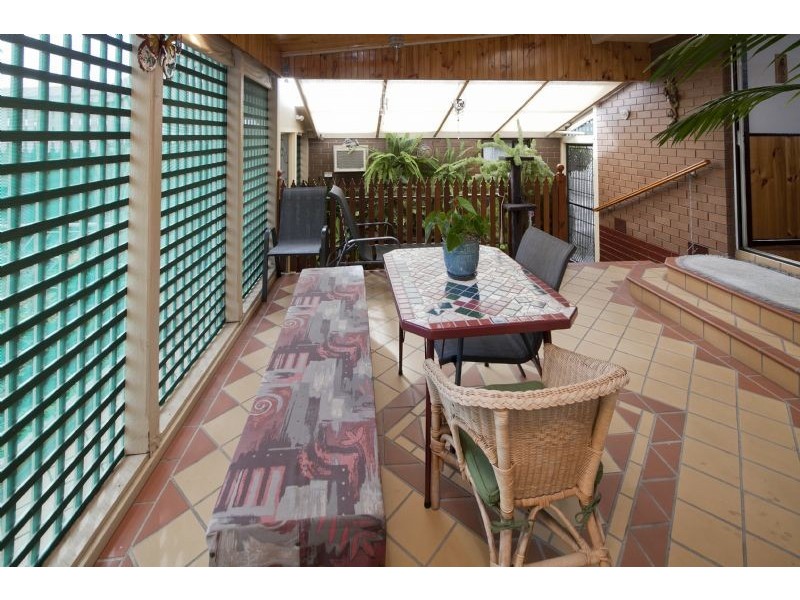 2 Waranga Street, Dandenong North VIC 3175