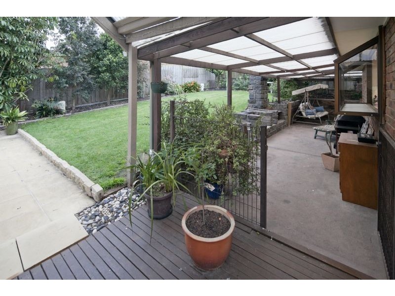 63 John Edgecumbe Way, Endeavour Hills VIC 3802