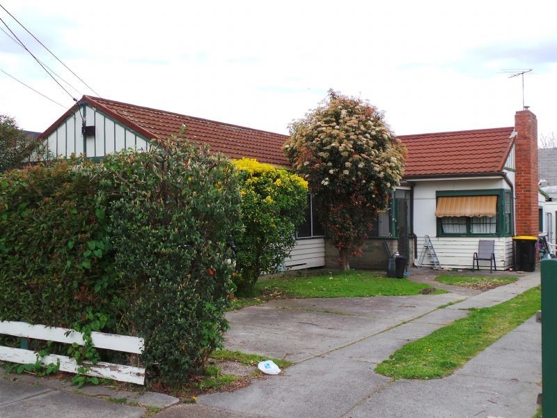 6 Wilma Avenue, Dandenong VIC 3175