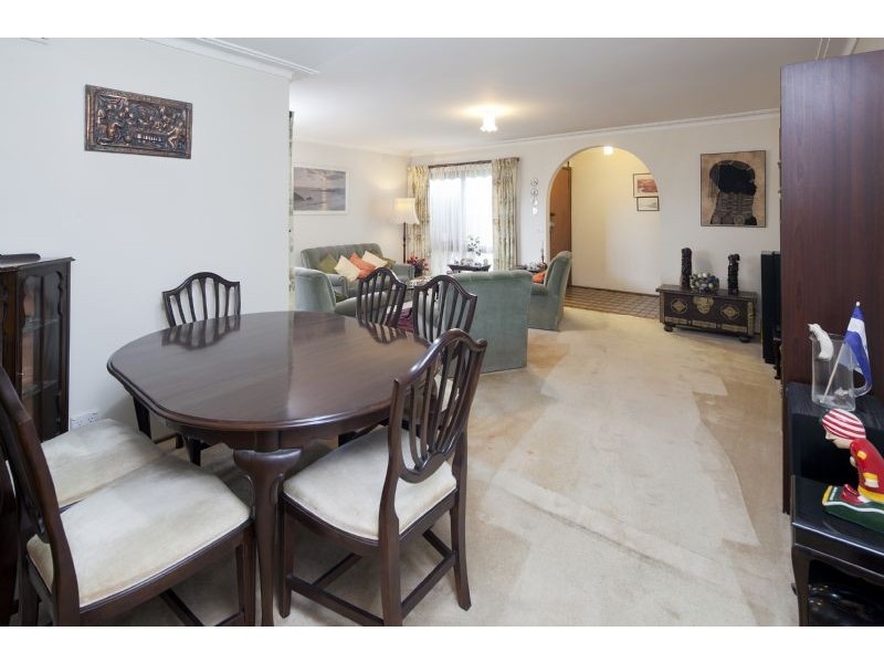 104 Berrabri Drive, Scoresby VIC 3179