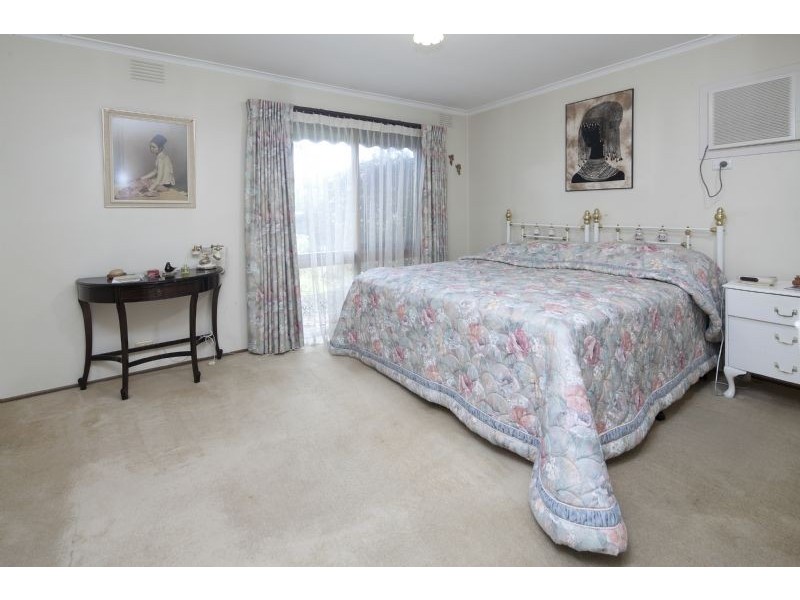 104 Berrabri Drive, Scoresby VIC 3179