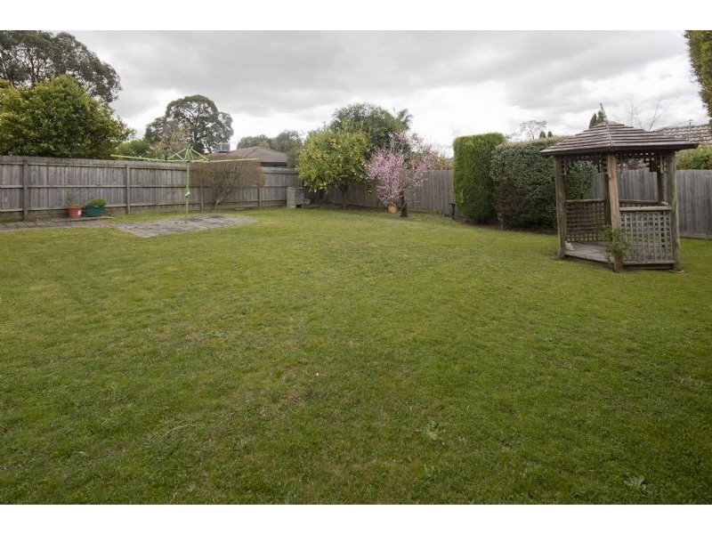 104 Berrabri Drive, Scoresby VIC 3179