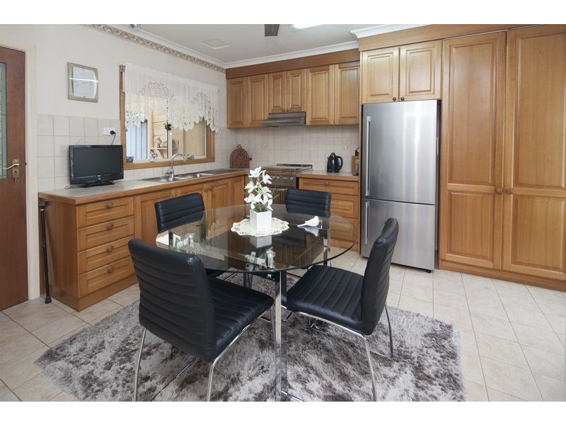 11 Regency Street, Dandenong North VIC 3175