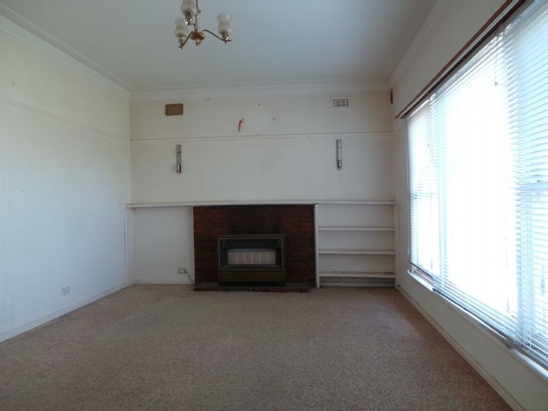 76 Liege Avenue, Noble Park VIC 3174