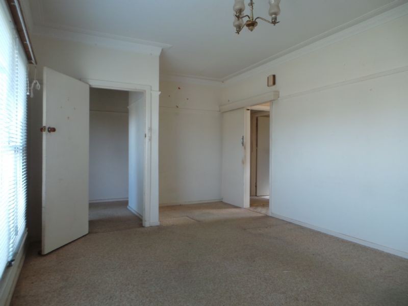 76 Liege Avenue, Noble Park VIC 3174