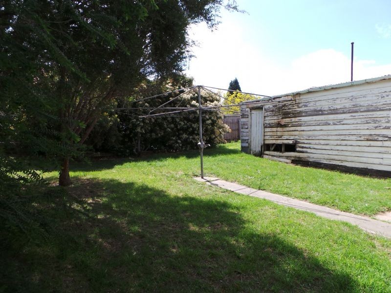 76 Liege Avenue, Noble Park VIC 3174