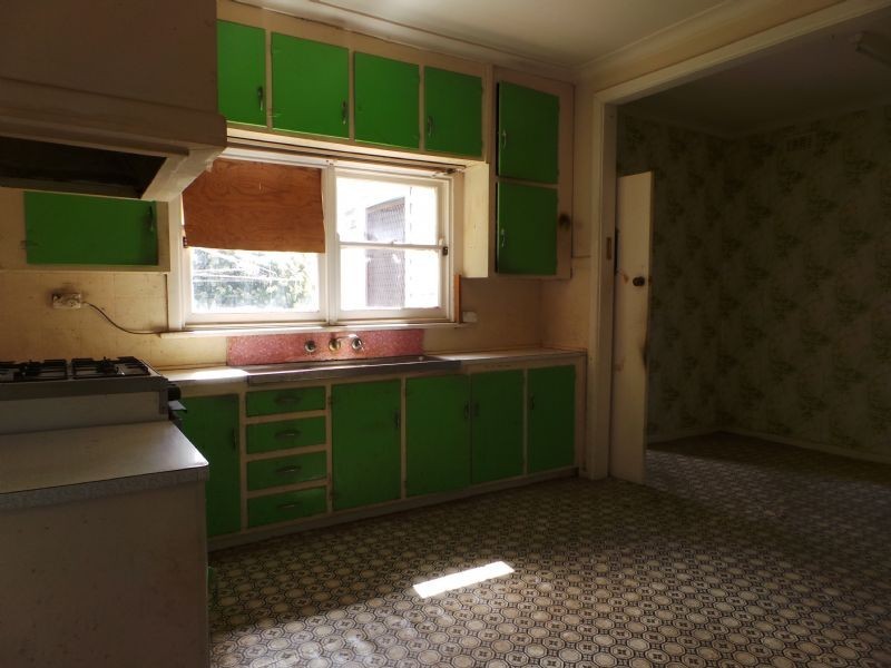 76 Liege Avenue, Noble Park VIC 3174