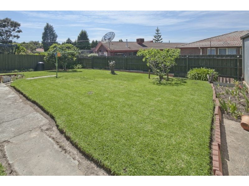 27 Fletcher Road, Dandenong North VIC 3175