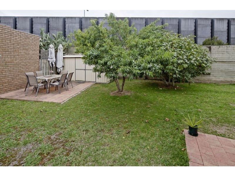 129 Rawdon Hill Drive, Dandenong North VIC 3175