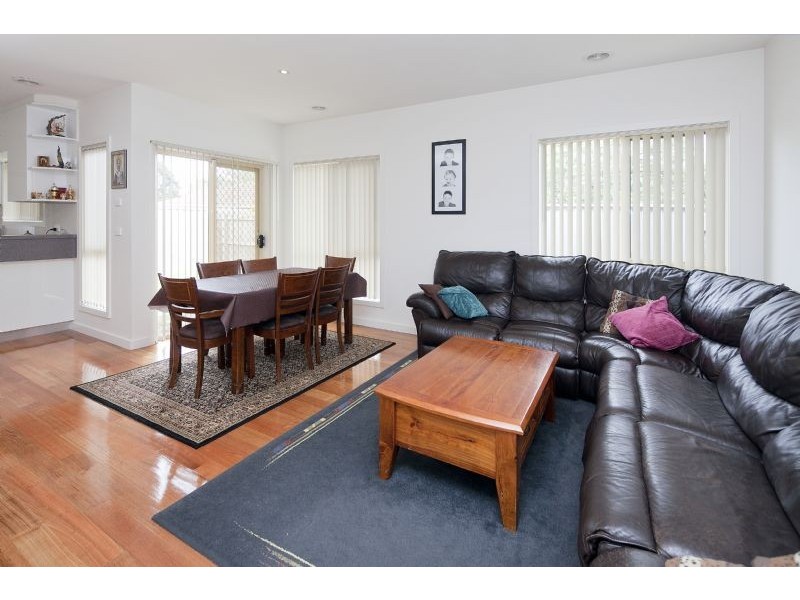 2/3 Pearson Street, Dandenong North VIC 3175