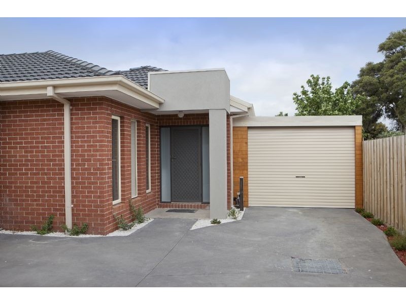 2/3 Pearson Street, Dandenong North VIC 3175