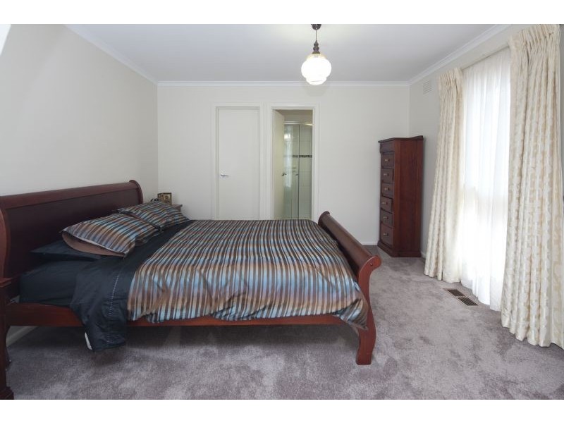 167 Outlook Drive, Dandenong North VIC 3175