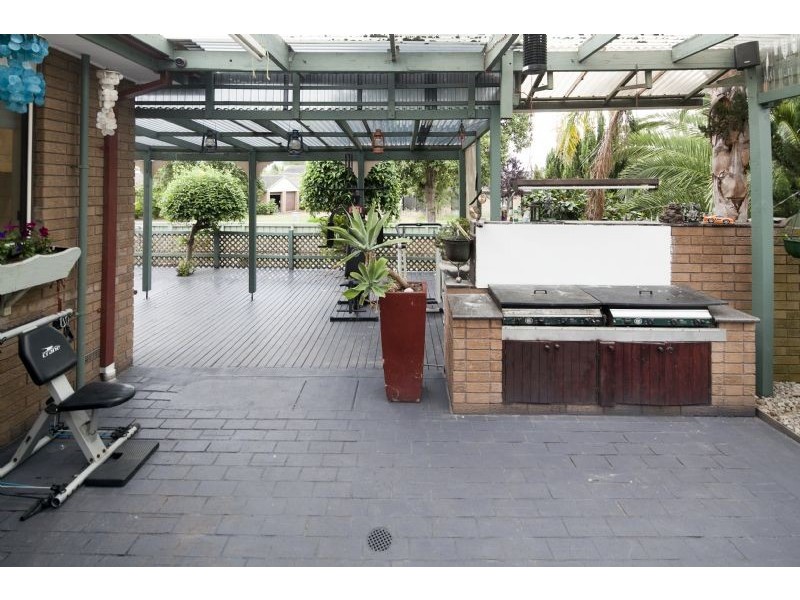 89 Somerset Drive, Dandenong North VIC 3175