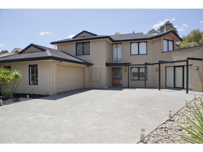 164 David Collins Drive, Endeavour Hills VIC 3802