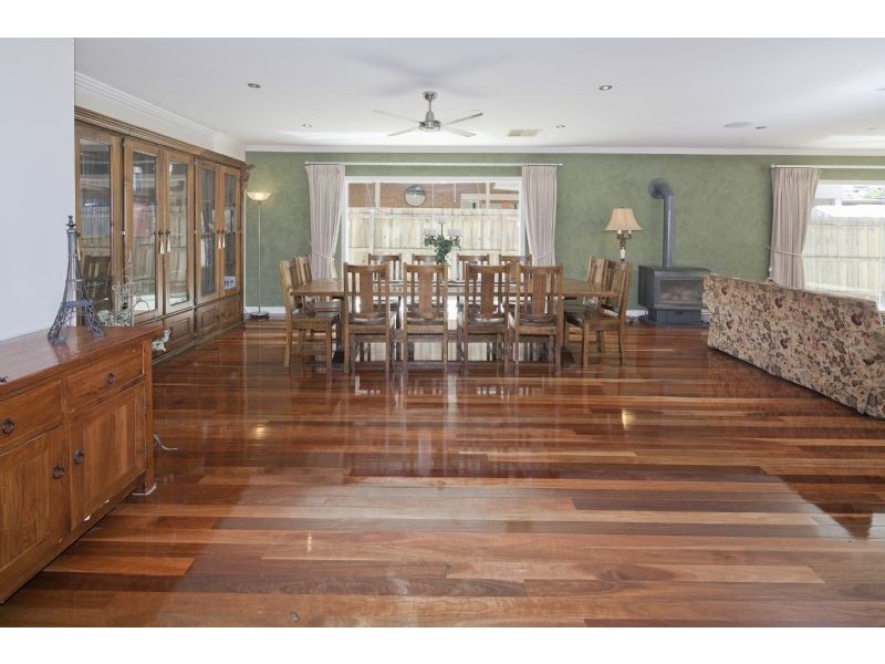 164 David Collins Drive, Endeavour Hills VIC 3802