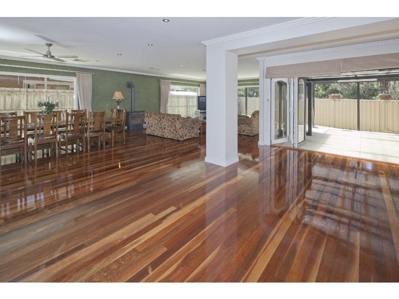 164 David Collins Drive, Endeavour Hills VIC 3802