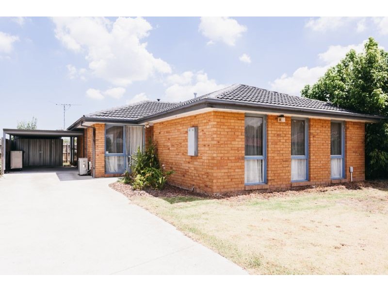 1/4 Torquay Court, Endeavour Hills VIC 3802