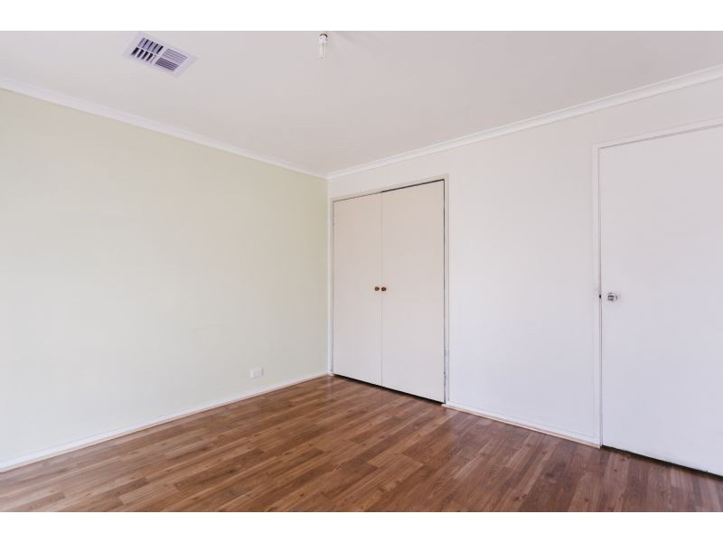 1/4 Torquay Court, Endeavour Hills VIC 3802