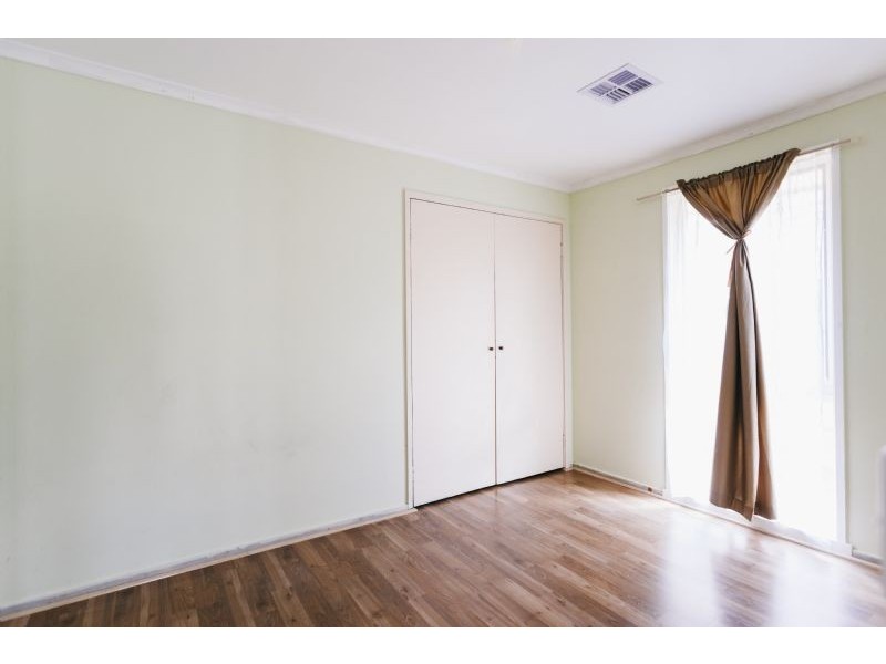 1/4 Torquay Court, Endeavour Hills VIC 3802