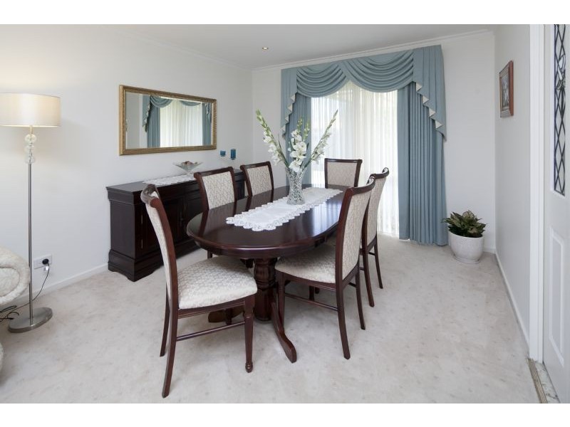 30 Cheviot Road, Keysborough VIC 3173