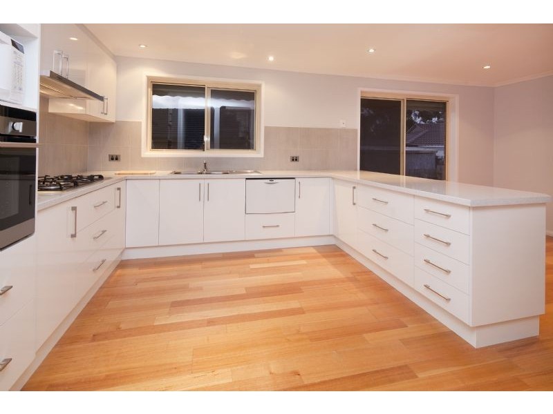 1/32 Olive Road, Eumemmerring VIC 3177