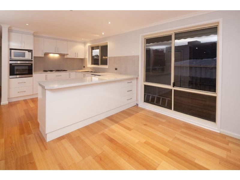 1/32 Olive Road, Eumemmerring VIC 3177