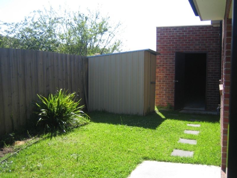 3/2 Margaret Crescent, Dandenong VIC 3175