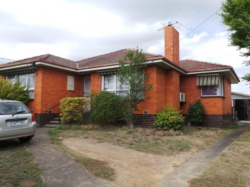 27 Doveton Avenue, Eumemmerring VIC 3177